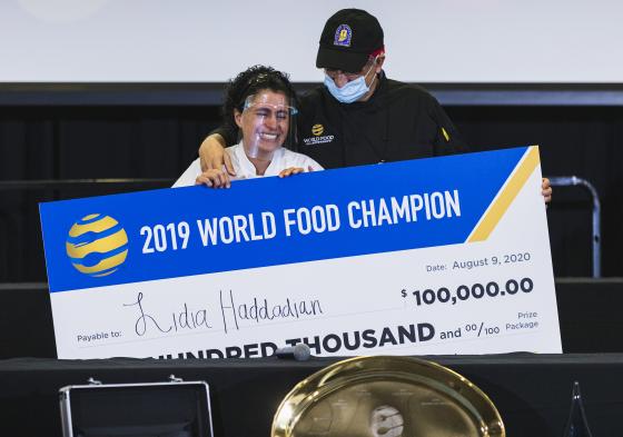 Home Cook Beats Out Professional Chefs In $100,000 Cooking Contest